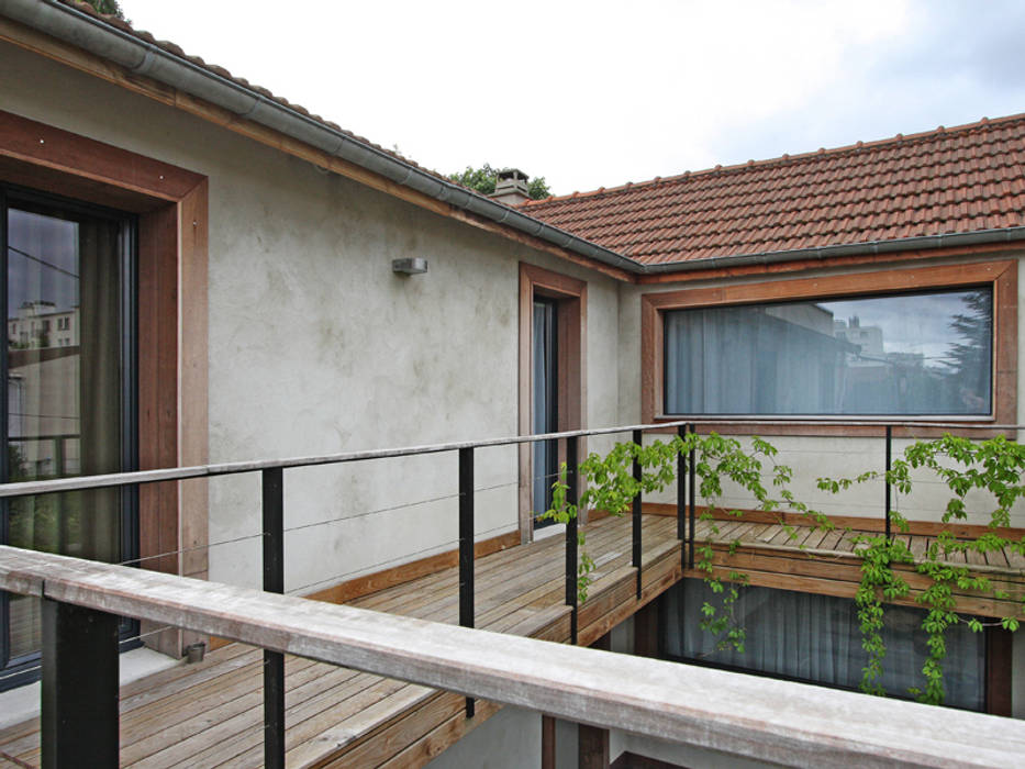 Pavillon transformé en loft, BuroBonus BuroBonus Minimalistische balkons, veranda's en terrassen