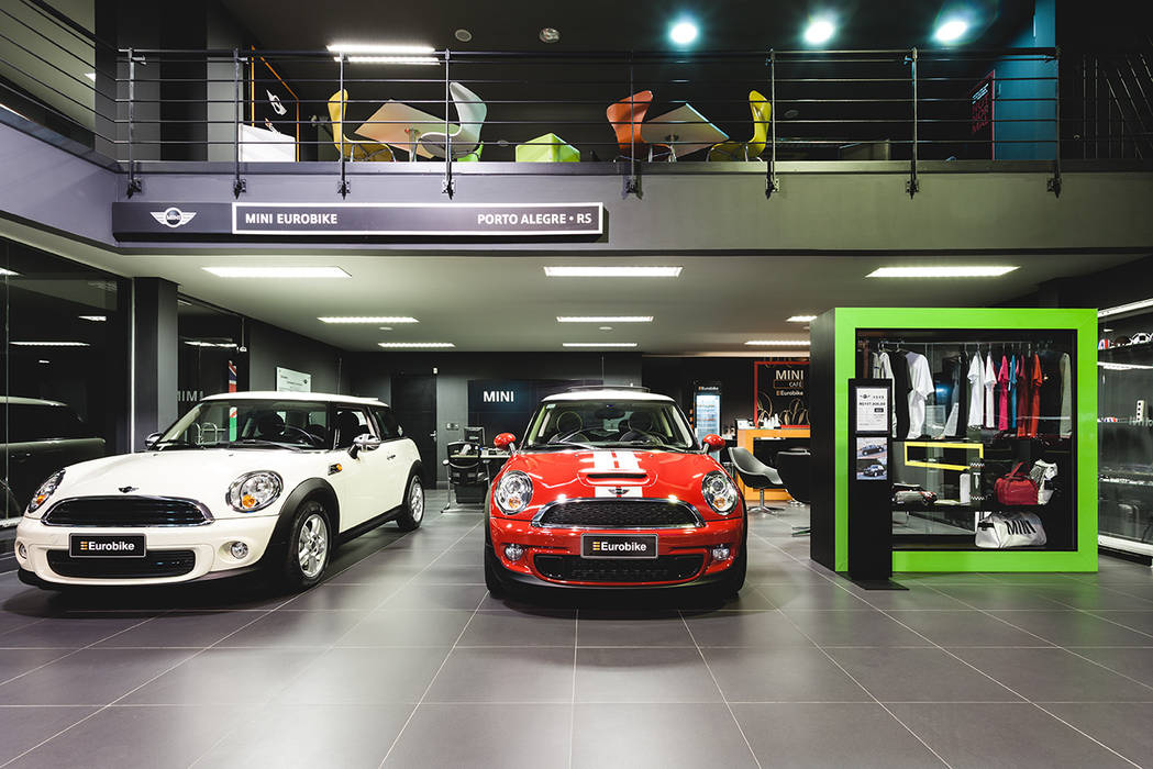 MINI Cooper Porto Alegre, RICARDOTRAMONTINA.ART RICARDOTRAMONTINA.ART Espacios comerciales Concesionarias de automóviles