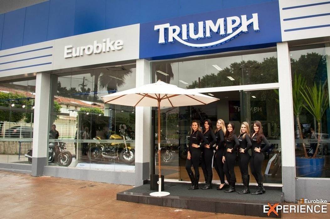 Triumph Eurobike - Ribeirão Preto, RICARDOTRAMONTINA.ART RICARDOTRAMONTINA.ART Espaços comerciais Concessionárias