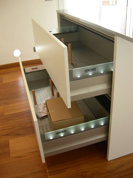 Appartamento Padova (PD), Simone Battistotti - SB design Simone Battistotti - SB design Cucina moderna