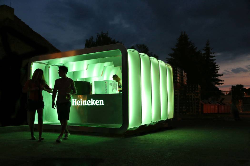 Pop Up bar for Heineken studio deFORM Commercial spaces Commercial Spaces