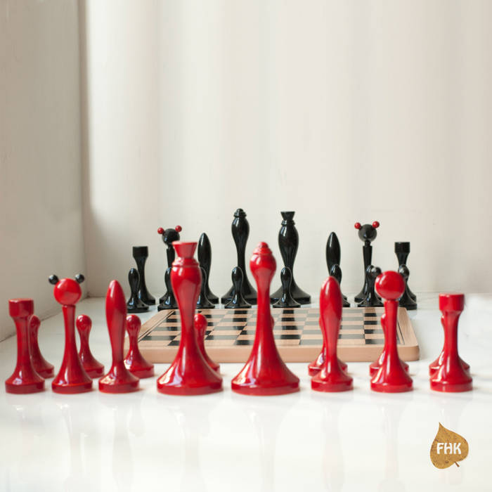 Chess - Red And Indigo The House of Folklore Modern living room Accessories & decoration