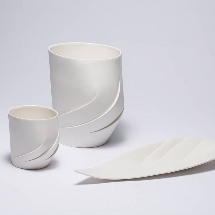 Cut cut cup, LEE YEONG A C E R A M I C D E S I G N LEE YEONG A C E R A M I C D E S I G N Other spaces Other artistic objects