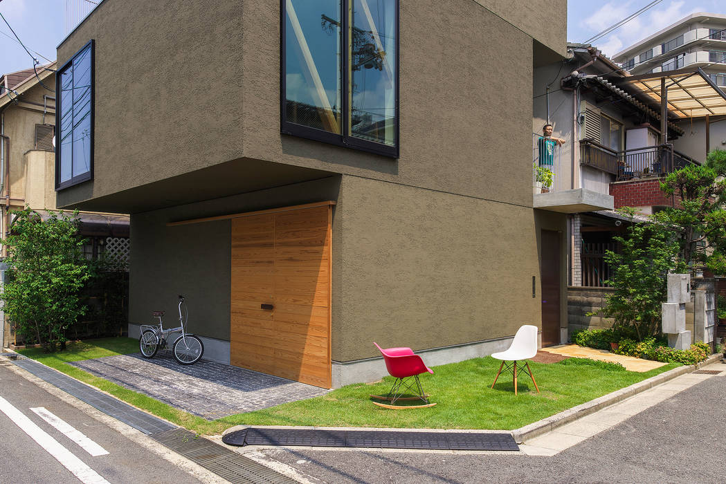 Y-House, タカヤマ建築事務所 タカヤマ建築事務所 Jardins minimalistas