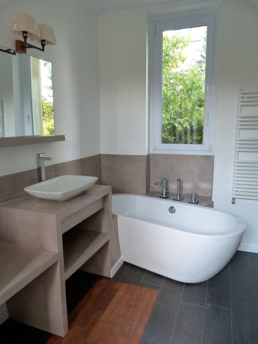 extension pour une nouvelle cuisine , karine penard karine penard Salle de bain minimaliste