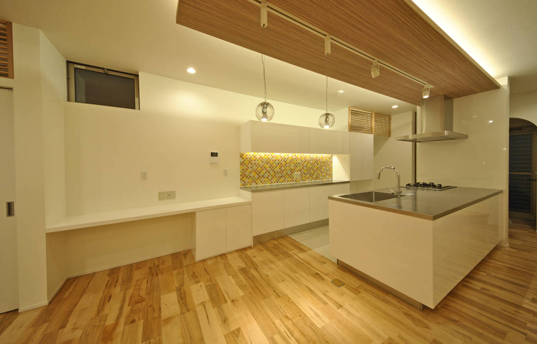 音楽室のある家, エヌスペースデザイン室 エヌスペースデザイン室 Eclectic style kitchen