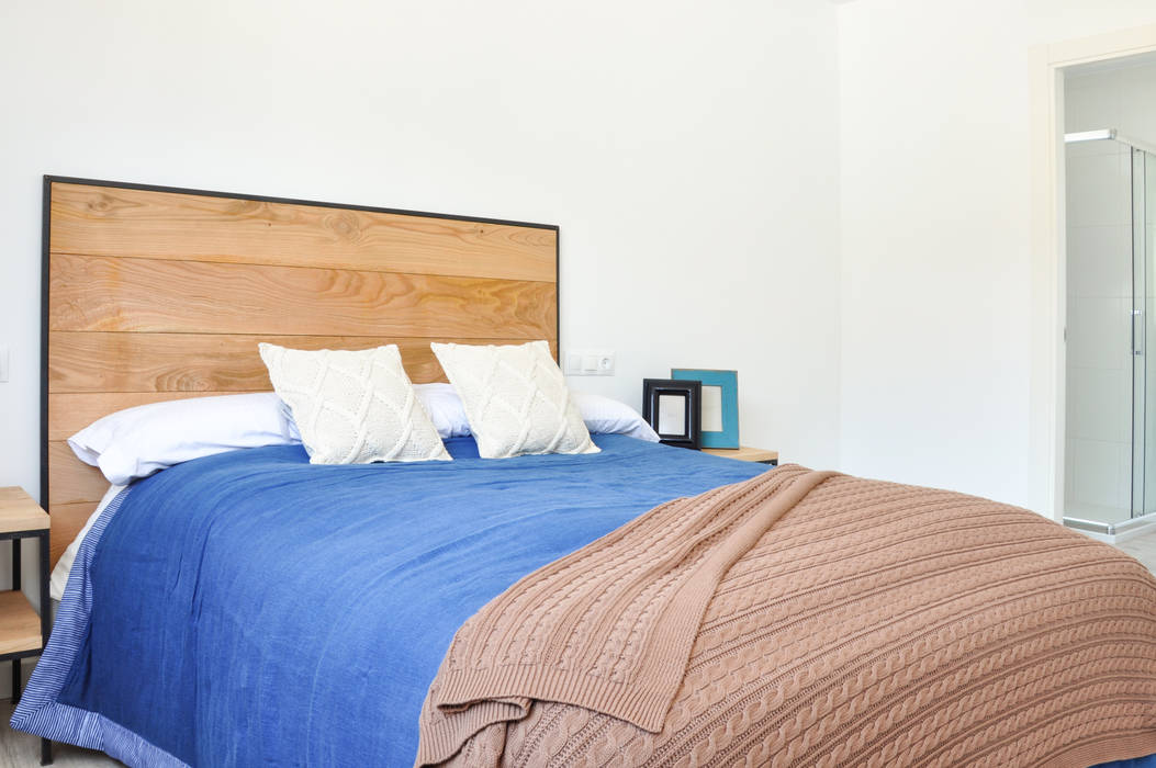 Cabecero industrial de roble y acero de cube deco: de estilo industrial