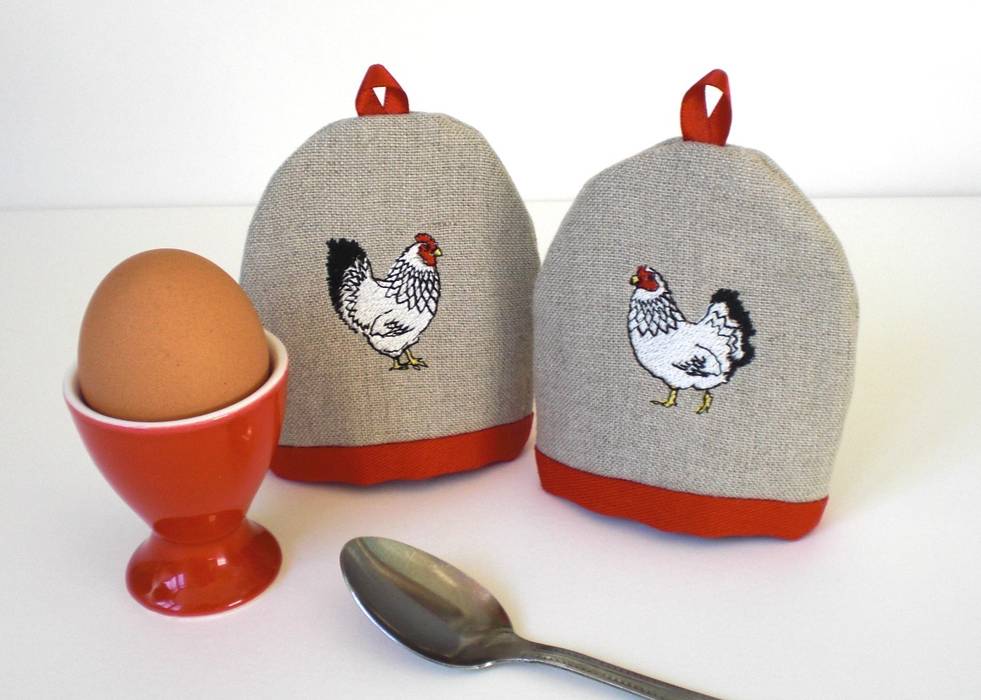Mr & Mrs Chicken Embroidered Egg Cosies Kate Sproston Design Chambre rurale Textiles