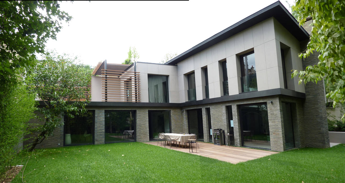 Restructuration d'une maison à Neuilly (92), L+R architecture L+R architecture 現代房屋設計點子、靈感 & 圖片