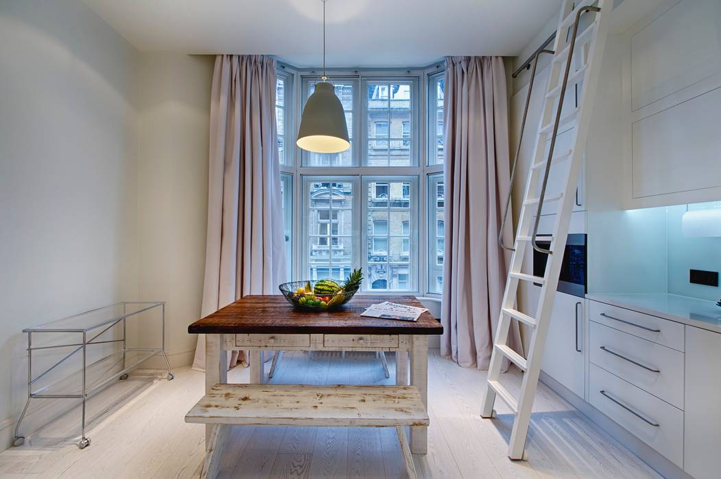 Covent Garden Penthouse, Adventure In Architecture Adventure In Architecture Modern kitchen kitchen,kitchen lighting,bay window,ladder,lighting,modern,rustic,timber,contemporary,covent garden,london