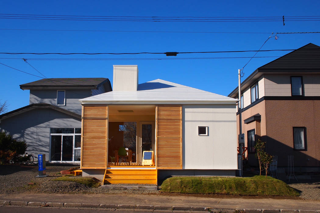 小さな白いカフェ, ユウ建築設計室 ユウ建築設計室 상업공간 사무실