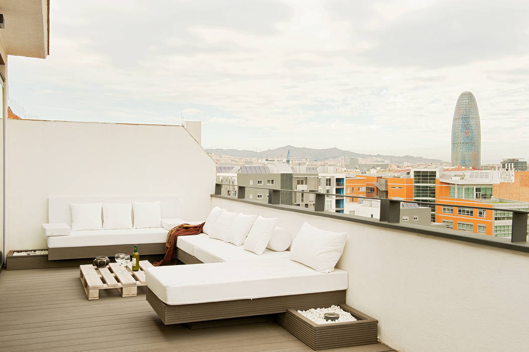 Vivienda, estudioitales estudioitales Modern balcony, veranda & terrace