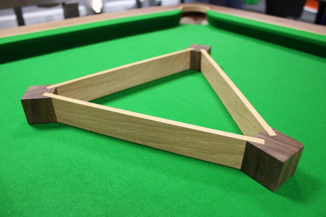 Spartan Pool/Dining Table and Matching Triangle. Designer Billiards Nowoczesna jadalnia Stoły