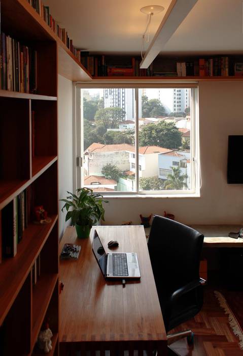 Apartamento em Pinheiros, Mínima arquitetura e urbanismo Mínima arquitetura e urbanismo Escritórios modernos