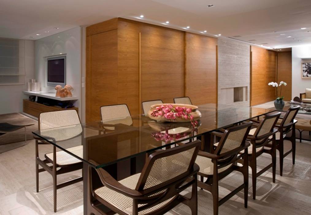 Residência T&L, Alessandra Contigli Arquitetura e Interiores Alessandra Contigli Arquitetura e Interiores Modern Dining Room