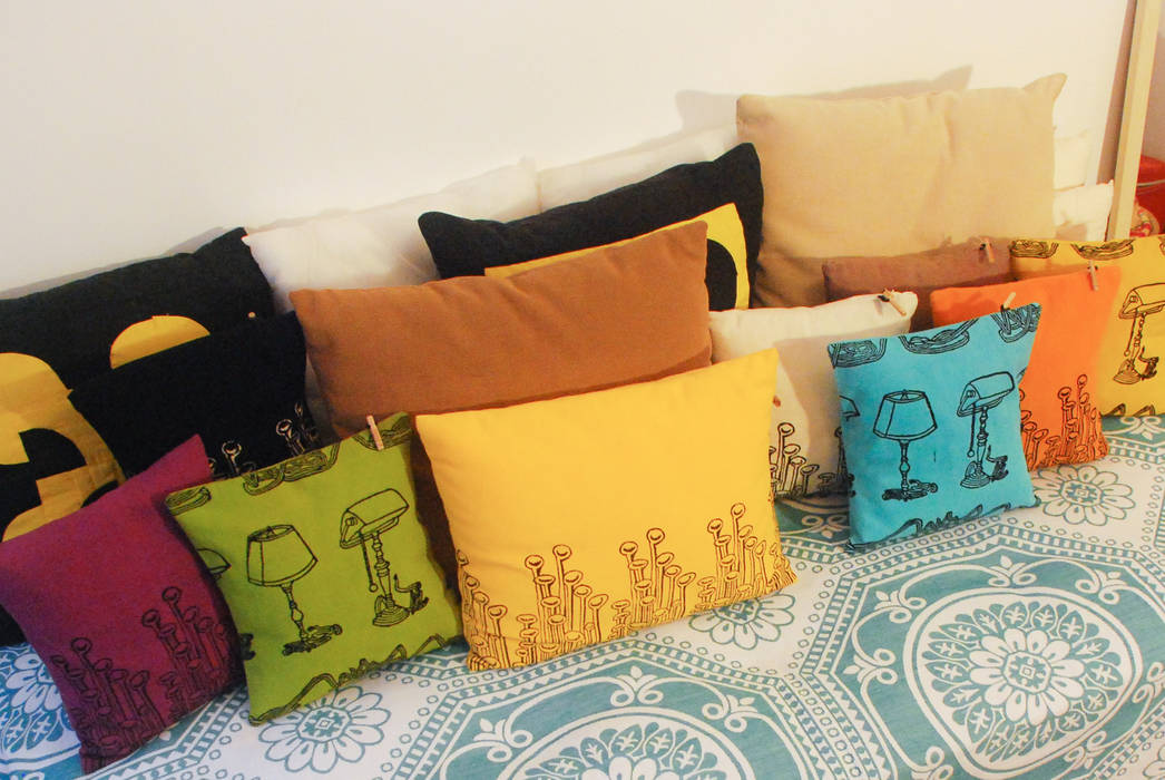 Cushions illustrated exclusively for Chouchette by artists Gabriela Vainsencher and Cristobal Dam Chouchette Modern Evler Aksesuarlar & Dekorasyon