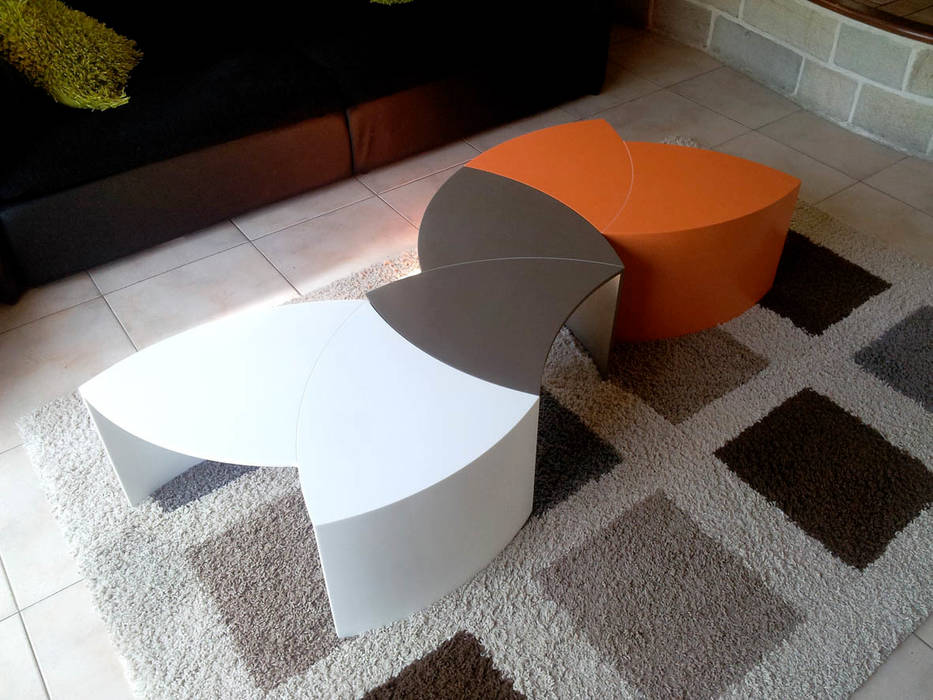 Tables Corian, PP Design PP Design غرفة المعيشة Side tables & trays
