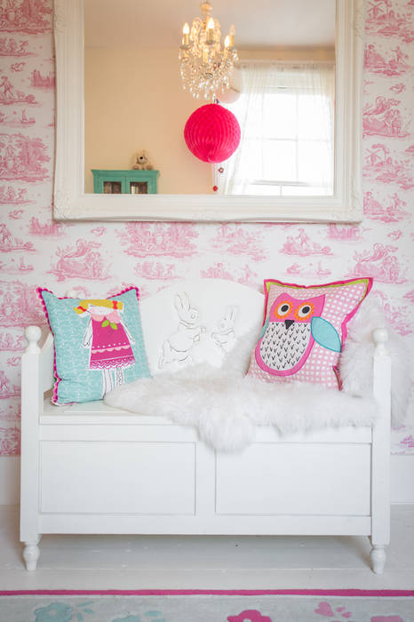 Queens Park House Quartos ecléticos por Honeybee Interiors Eclético