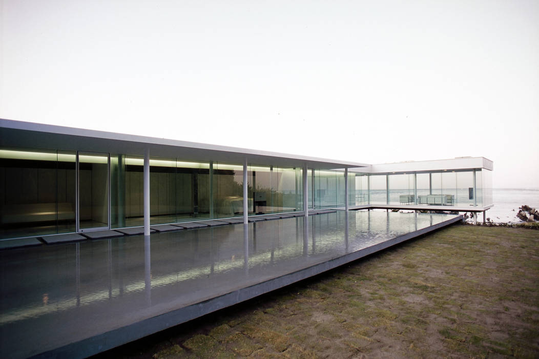 近藤博史建築設計事務所 Modern Houses Homify
