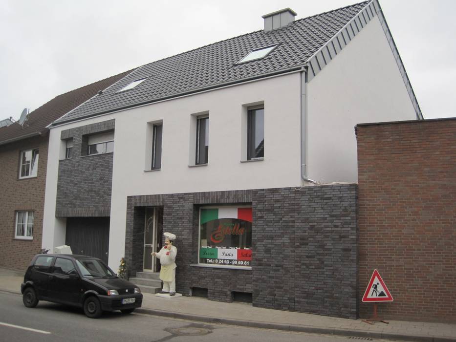 Straßenansicht neu z-plus-architektur Moderne Häuser