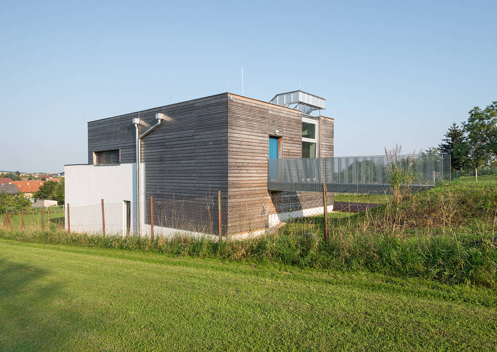 Energieeffizienter Landsitz bei Bratislava, Abendroth Architekten Abendroth Architekten Rumah Modern