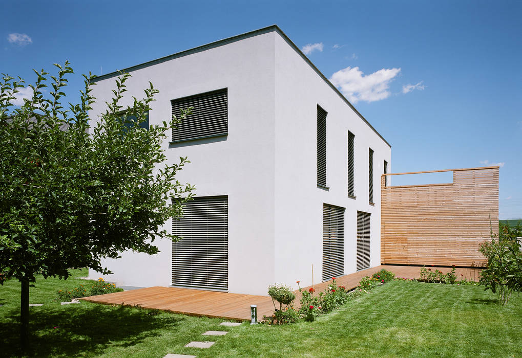 Passivhaus mit Sonnendeck in Gerasdorf, Abendroth Architekten Abendroth Architekten Passive house