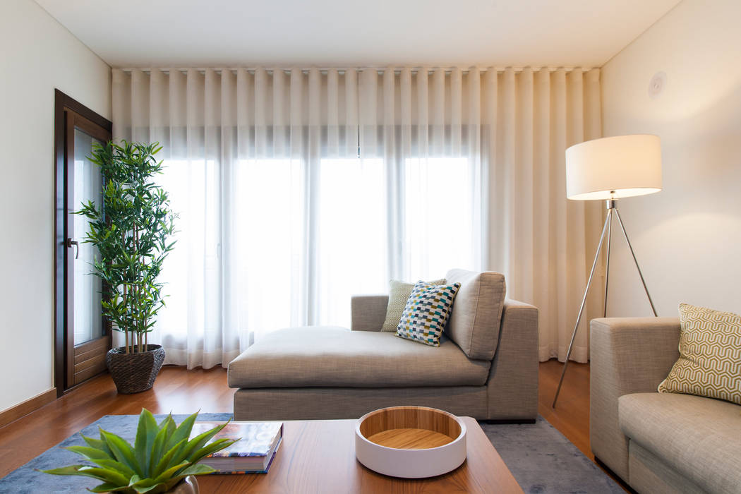 Sala Comum_Zona de Estar Traço Magenta - Design de Interiores Salas de estar modernas