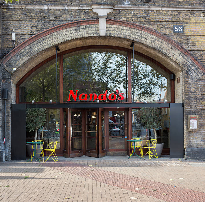 Nando's Vauxhall, London, Moreno Masey Moreno Masey Commercial spaces Gastronomy