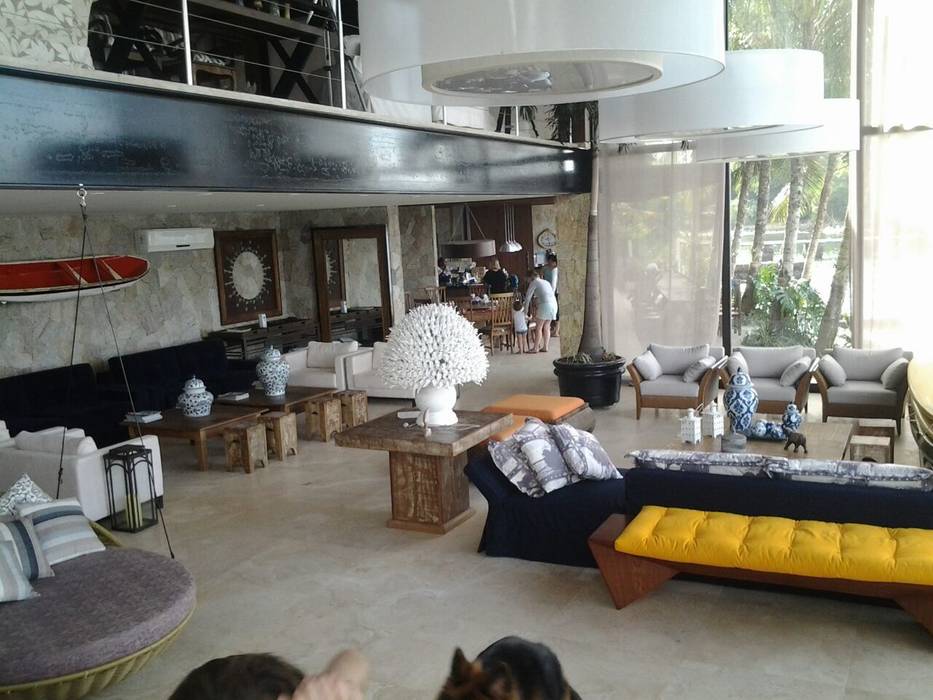 Casa em Angra dos Reis - RJ, CAMASA Marmores & Design CAMASA Marmores & Design 지중해스타일 거실