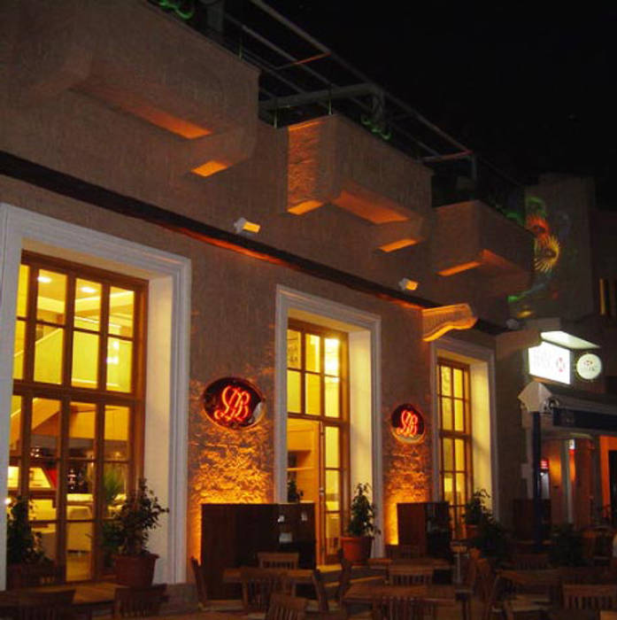 D&B RESTAURANT CAFE BAR - MAĞUSA, TARKAN OKTAY MİMARLIK TARKAN OKTAY MİMARLIK Espacios comerciales Restaurantes