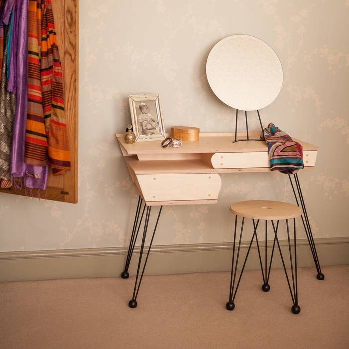 dressing table, tim germain furniture designer/maker tim germain furniture designer/maker Dressing roomStorage