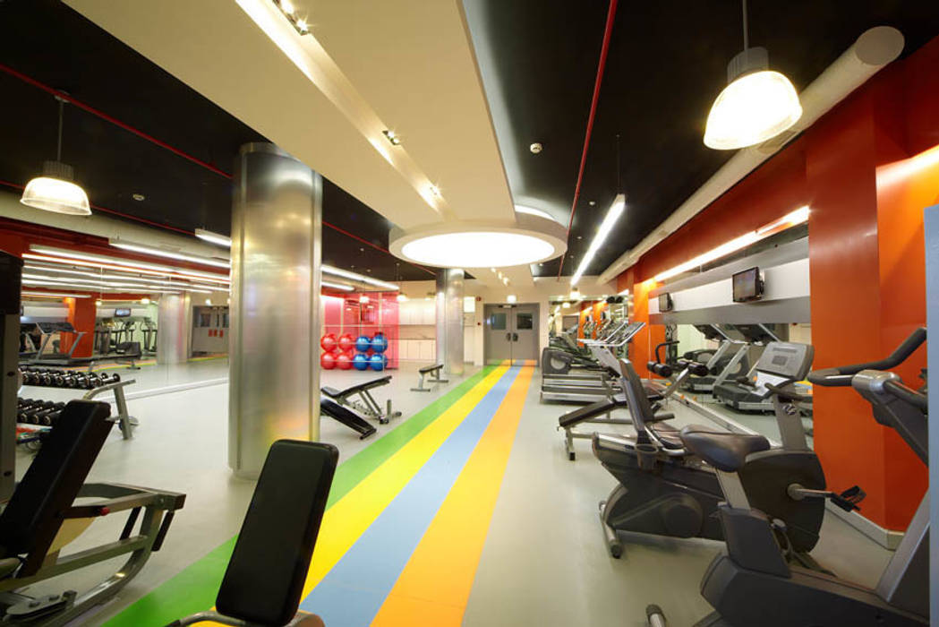 PHILIP MORRIS SABANCI GYM CENTER, TARKAN OKTAY MİMARLIK TARKAN OKTAY MİMARLIK Minimalist Fitness Odası