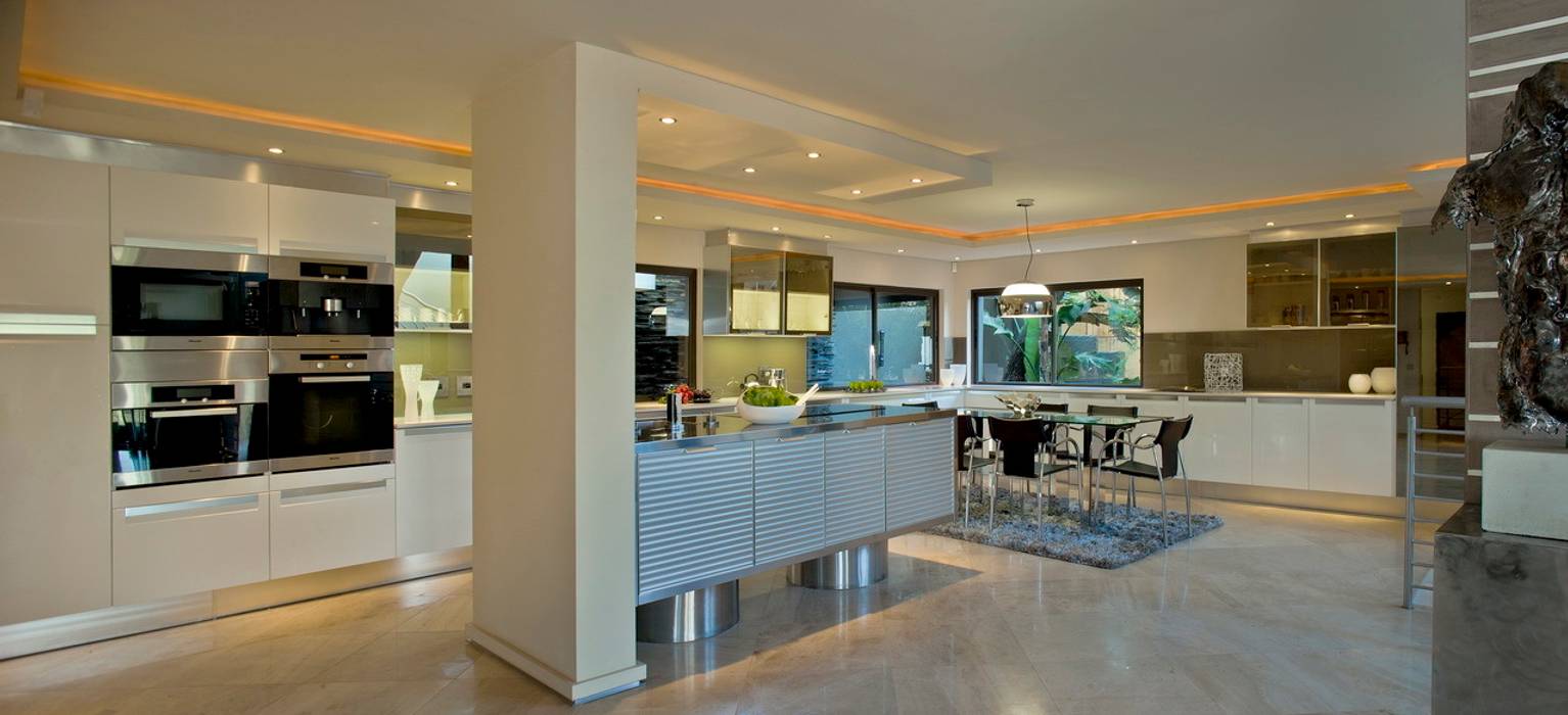 House Tat , Nico Van Der Meulen Architects Nico Van Der Meulen Architects Modern kitchen