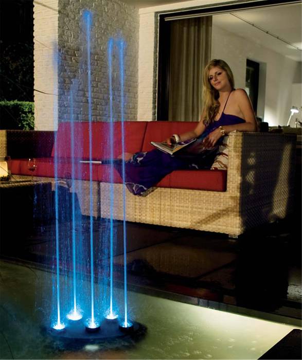 Dancing 5 Jet Water Feature homify Сад в стиле модерн