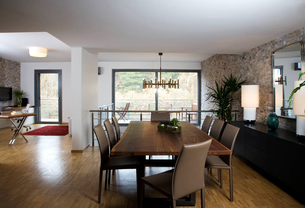 MAYAVERA // RESIDENTIAL PROJECT, Escapefromsofa Escapefromsofa Modern dining room