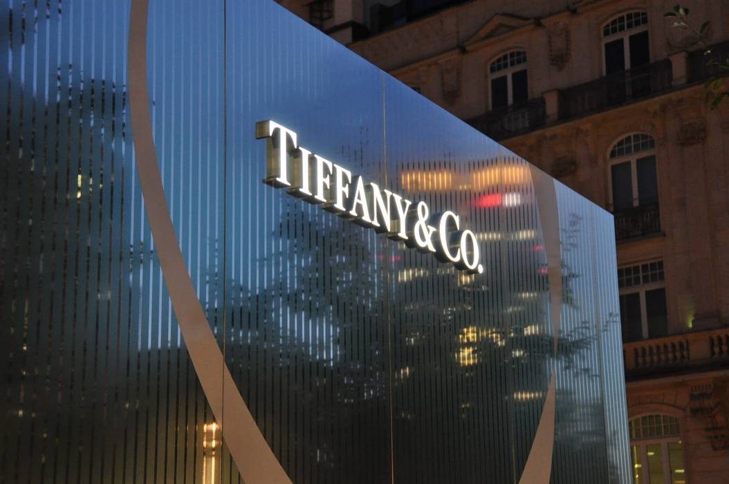 ​Verkaufspavillon für TIFFANY & Co. LESON Innenarchitektur x Objektmanagement Gewerbeflächen Ladenflächen