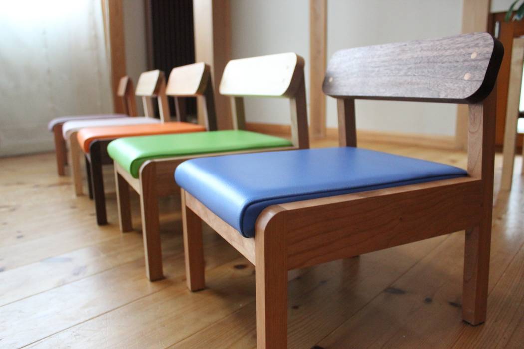 Child chair trusty wood works オリジナルデザインの 子供部屋 机＆椅子