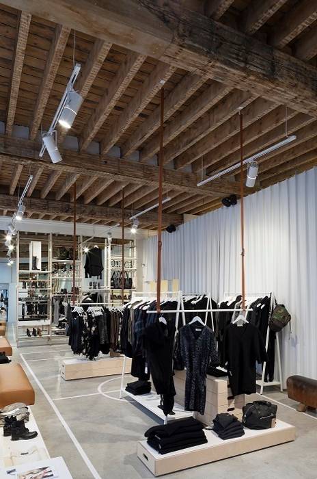 Monar & Clothes - Antwerpen, PUUR interieurarchitecten PUUR interieurarchitecten Gewerbeflächen Ladenflächen