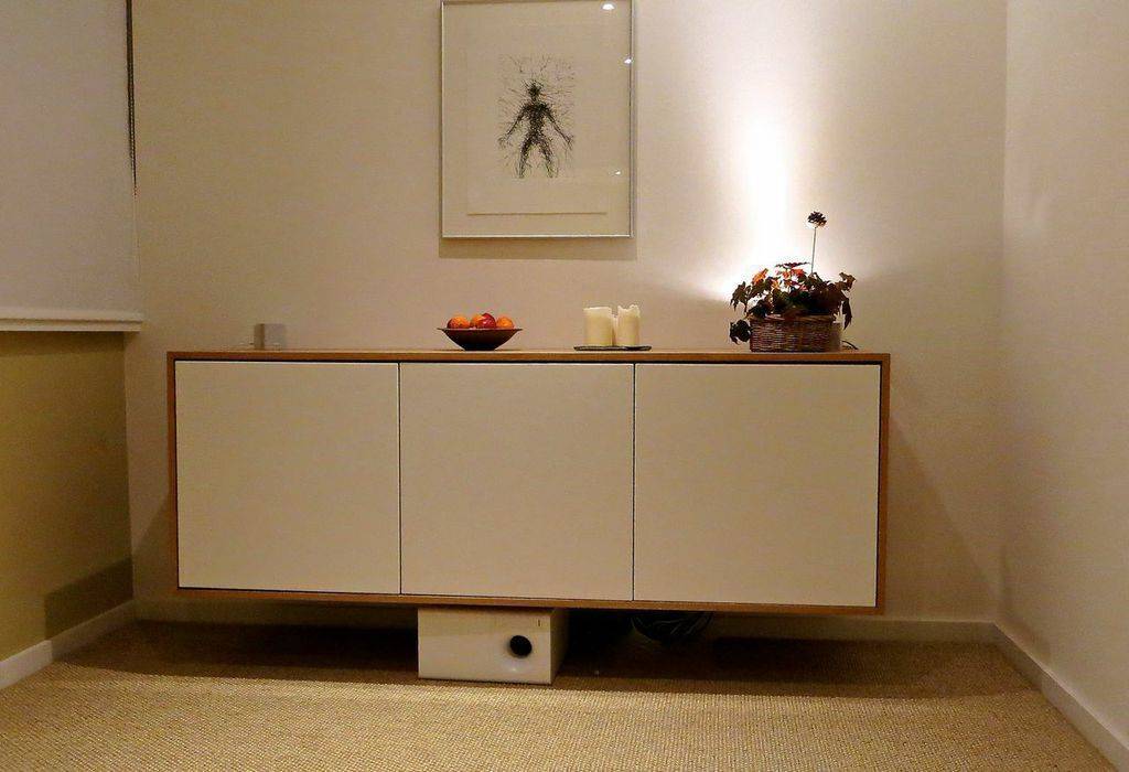 floating sideboard, woodstylelondon woodstylelondon Soggiorno moderno Armadietti & Credenze