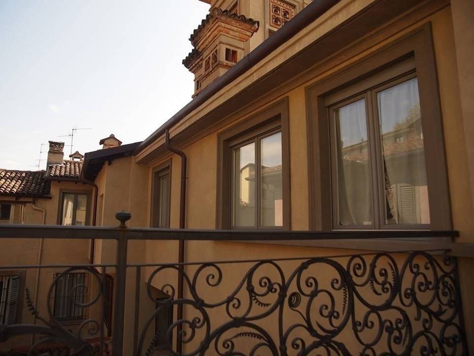 Verniciature esterne, Decor Group Decor Group Balcon, Veranda & Terrasse classiques