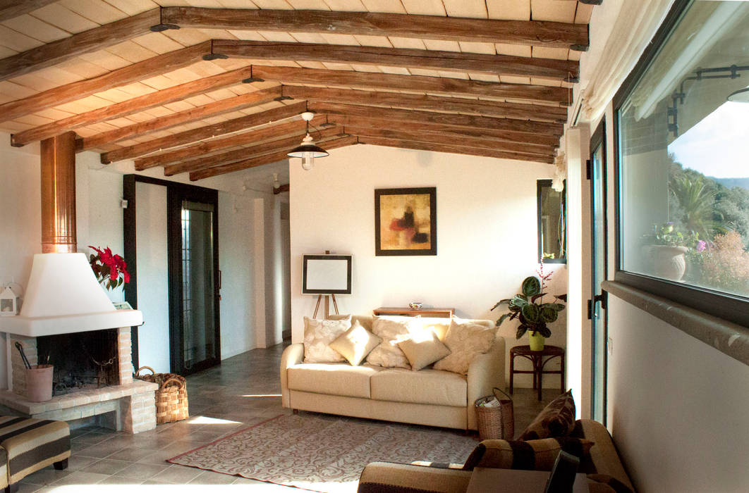 Casa al lago, ARCHolic ARCHolic Rumah Gaya Rustic