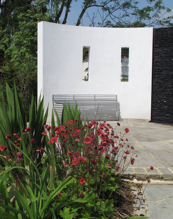 Traditional and Contemporary Mix, Cherry Mills Garden Design Cherry Mills Garden Design Giardino moderno