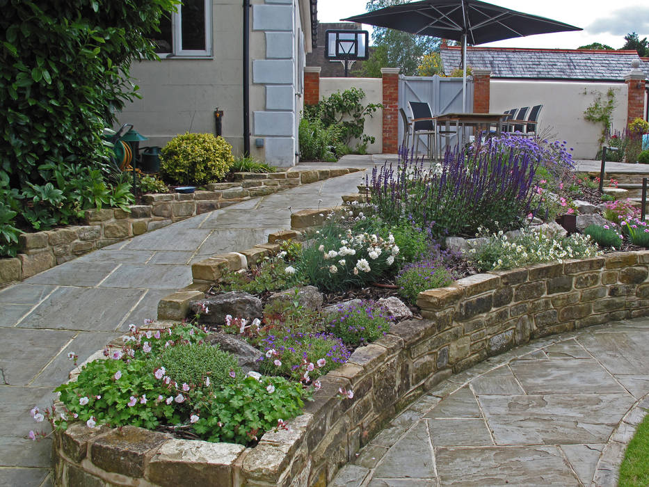 Traditional and Contemporary Mix, Cherry Mills Garden Design Cherry Mills Garden Design Сад