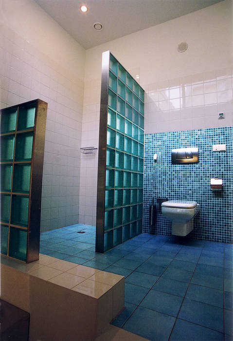 De douchehoek ABC-Idee Moderne badkamers Wasbak,Blauw,Sanitair armatuur,Tik,Armatuur,Badkamer,Interieur ontwerp,architectuur,Gebouw,Vloer