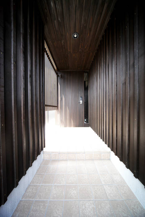 プライベートデッキを囲む家 カナザワ建築設計事務所 Kanazawa Architects Design Office オリジナルな 家 Homify