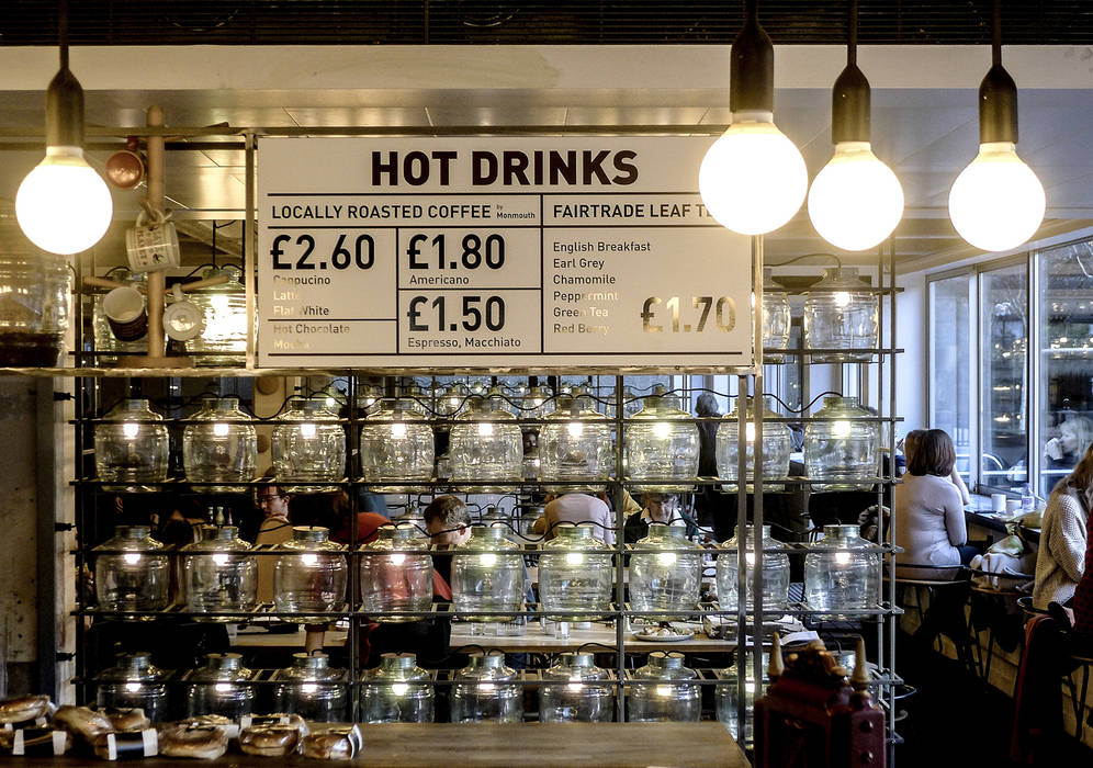 Barbican Foodhall - Signage helen hughes design studio ltd Ruang Komersial Restoran