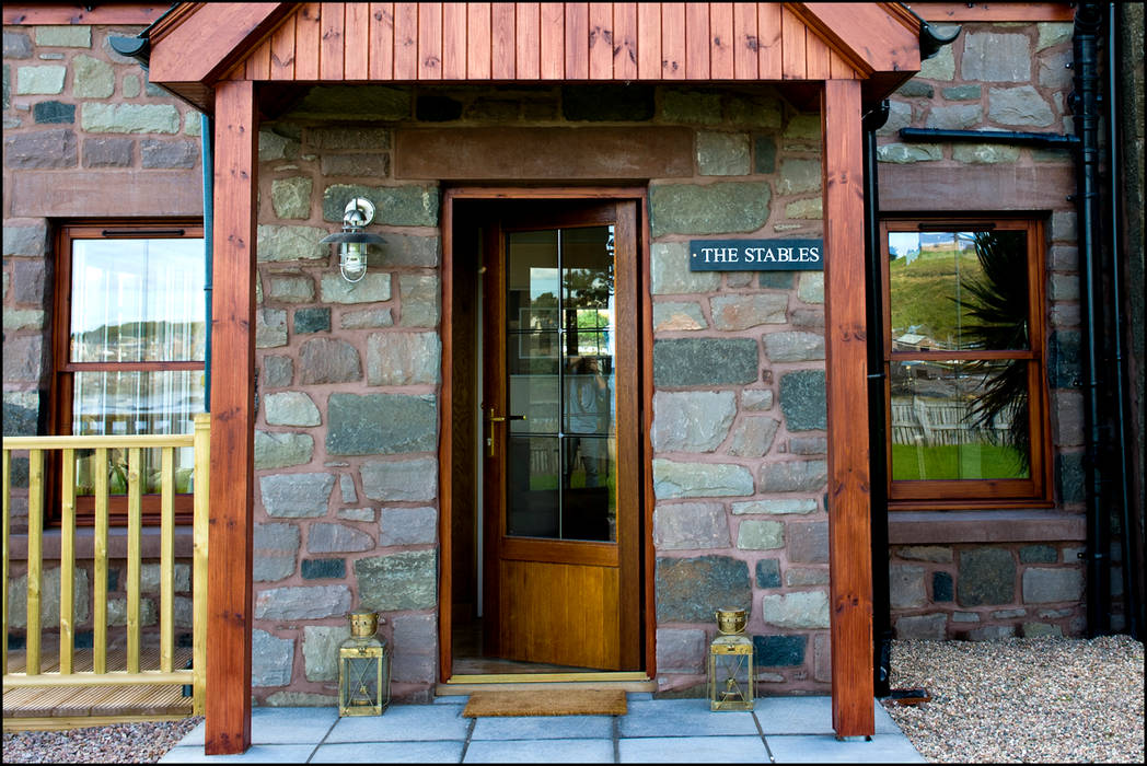 The Stables, Gourdon, Aberdeenshire, Roundhouse Architecture Ltd Roundhouse Architecture Ltd Country style house