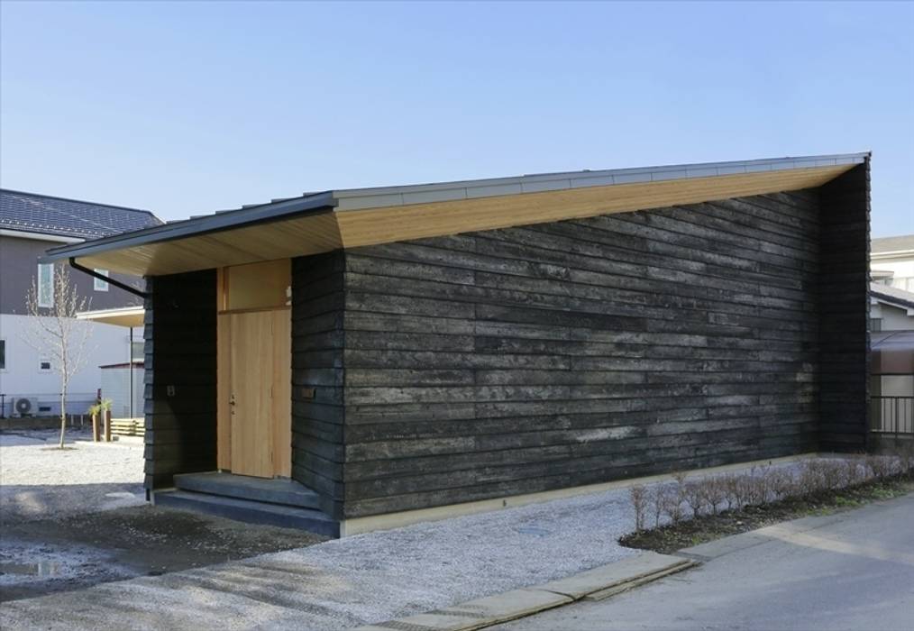 Yakisugi House, 長谷川拓也建築デザイン 長谷川拓也建築デザイン 日本家屋・アジアの家