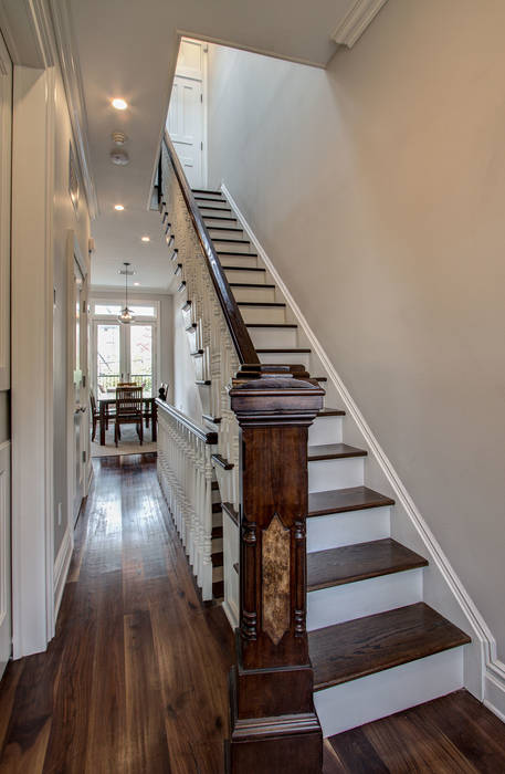 Park Slope Brownstone 3, Ben Herzog Architect Ben Herzog Architect Colonial style corridor, hallway& stairs