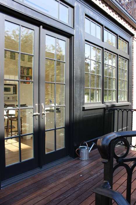 Brooklyn Heights Addition, Ben Herzog Architect Ben Herzog Architect Colonial style balcony, veranda & terrace